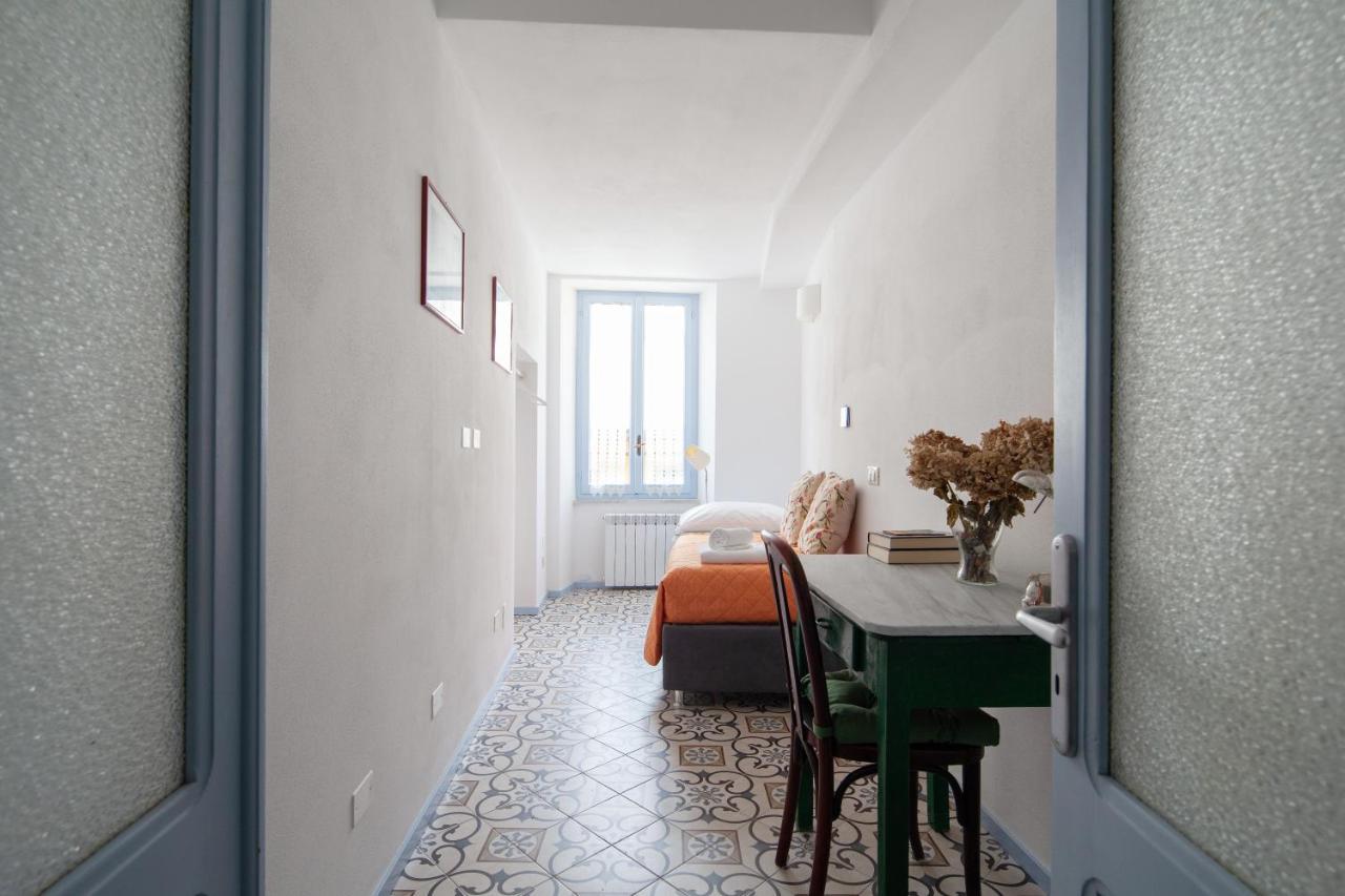 Апартаменты Casa Gigio 011030-Lt-0223 Вернацца Экстерьер фото